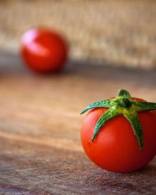 pomodoro che viene cotto a vapore